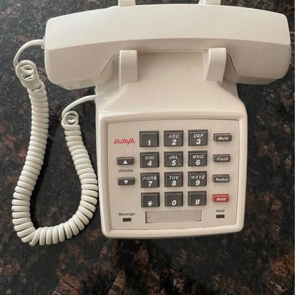 Avaya 2500 MGM Analog
Phone in Misty Cream
